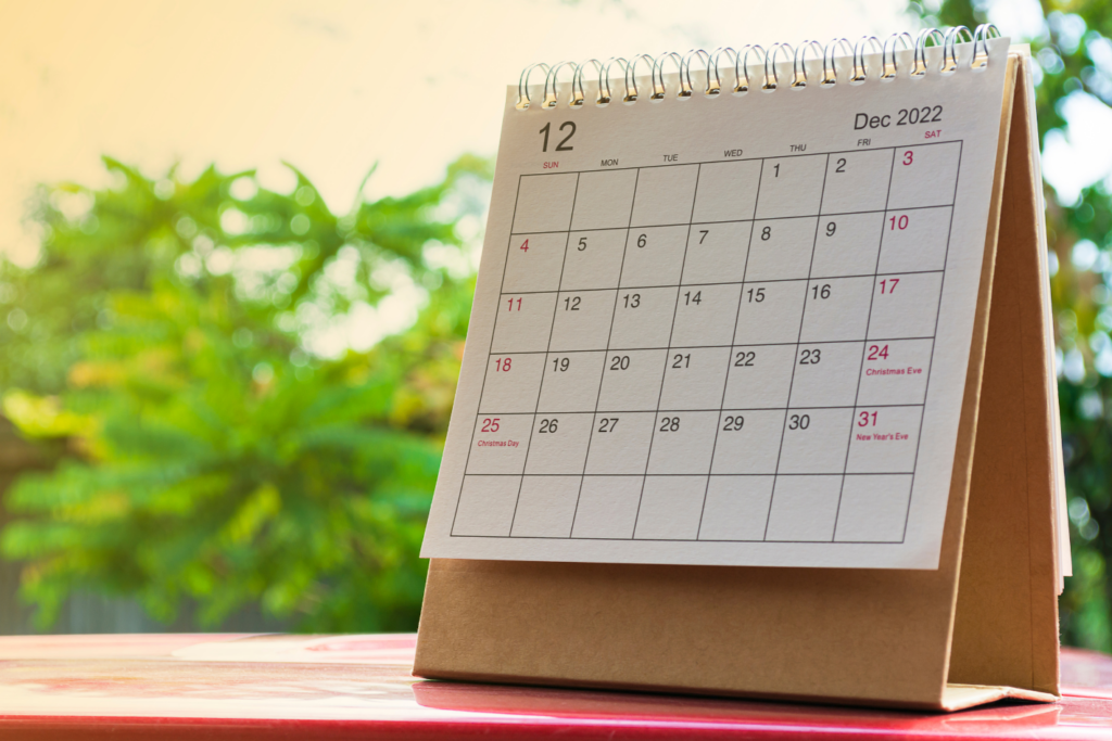 電池交換のルールを決めて運用を仕組み化するイメージ